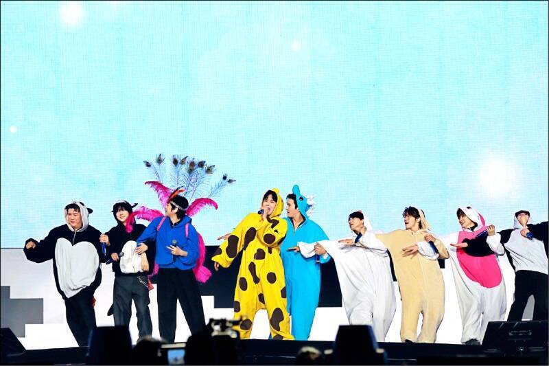 SJ東海許願「杜拜水舞」 綠委E.L.F.報告：邁邁收到了