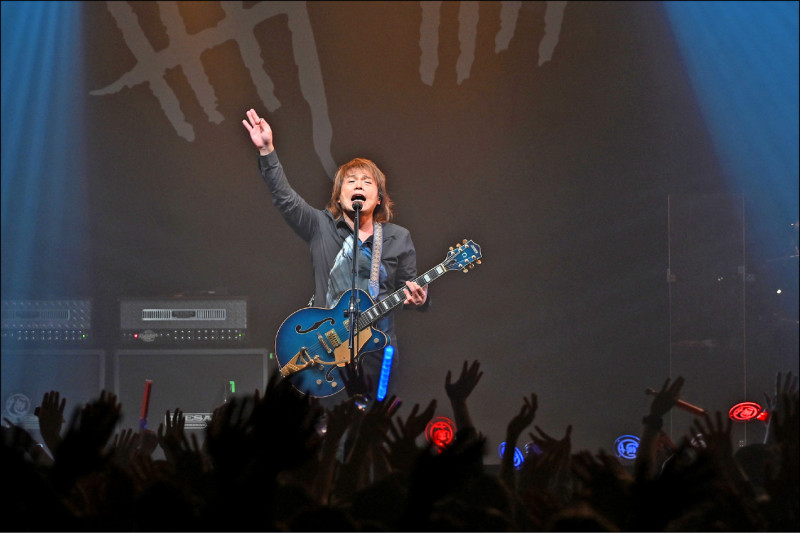 簡單生活節＞伍佰壓軸 李宗盛驚喜同台尬嗓