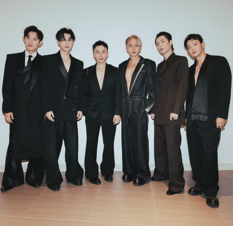 王子捲不倫戀停工！阿緯突曬棒棒堂合照 威廉喊想求職反被打槍