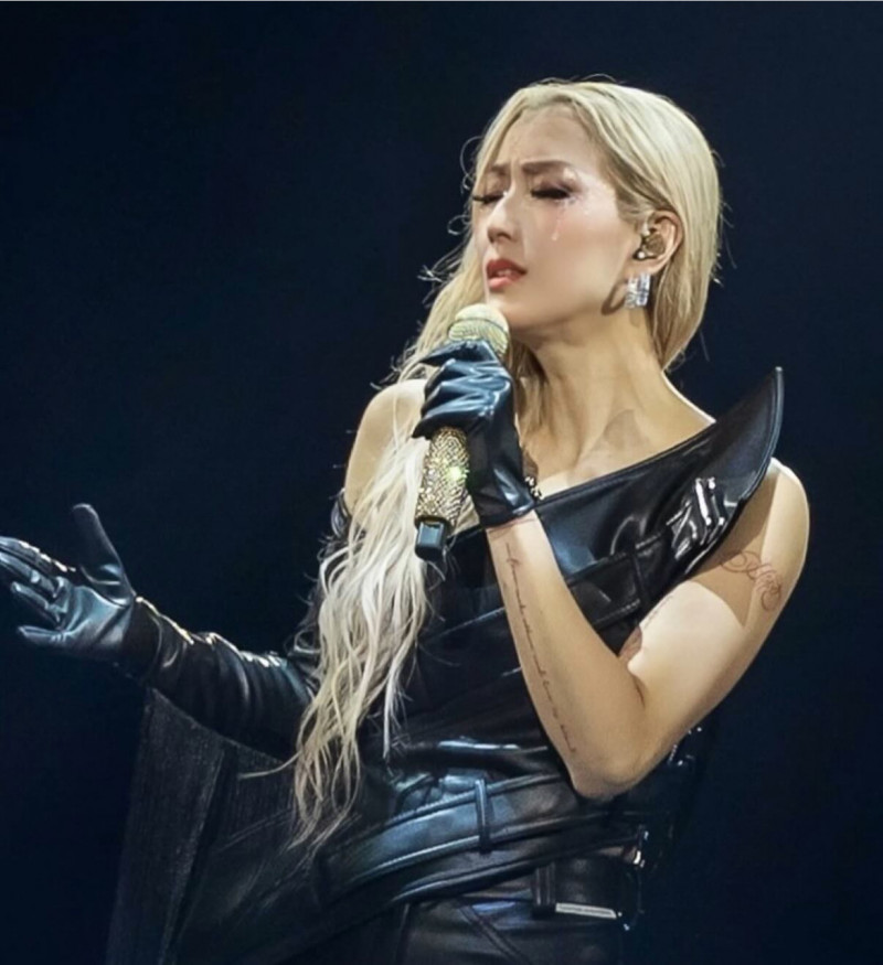 香港惡火奪走逾百命！大咖天后遭質疑「光祈禱、沒捐錢」不忍回應了