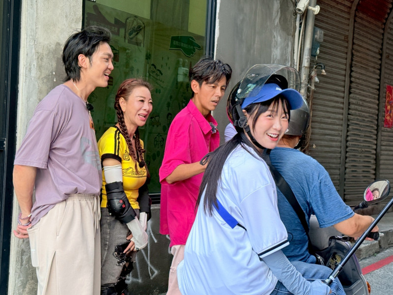 籃籃錄影路上遭丟包崩潰！楊繡惠沿路怒吼狂叫