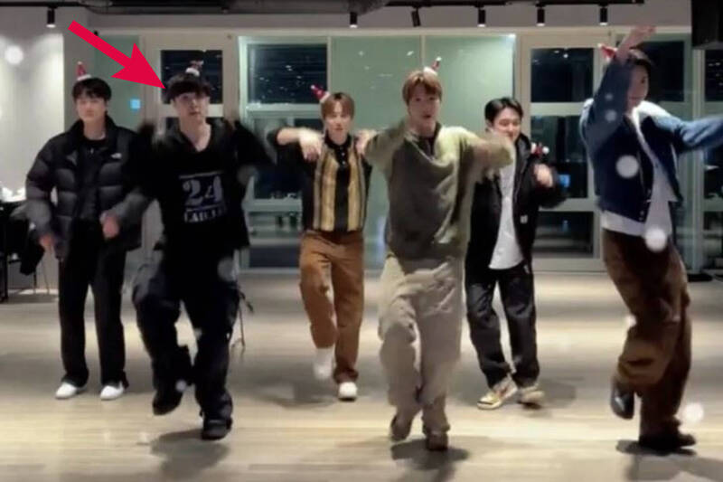 （影）都是張藝興的錯 回歸EXO跳《初雪》粉怒：很難看