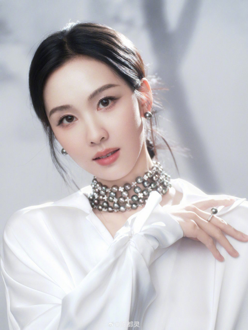 陳都靈被封「下一個于朦朧」被獻祭 白裙現身盛典...美到發光