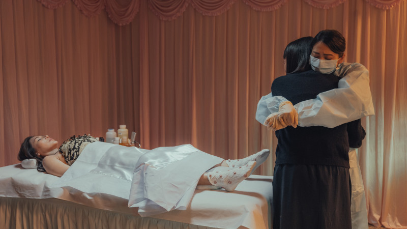 金曲歌后「生財奶」抖動破300萬人觀看！親演大體震撼網