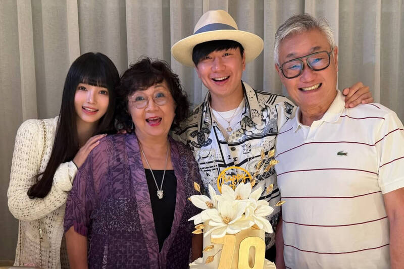 林俊傑前緋聞女友發聲 連續6個嘔吐符號惹議