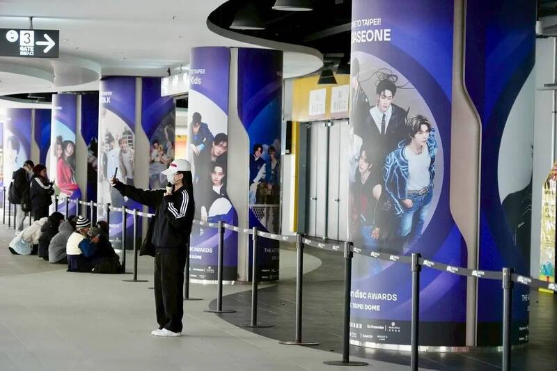 （影）粉絲看這裡  金唱片明登大巨蛋全台北瘋狂應援