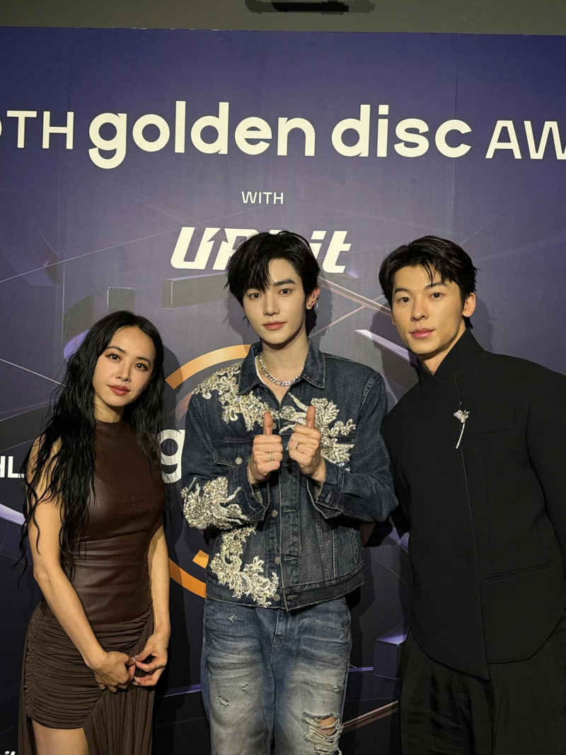 顏值太高！韓國男團偶像章昊金唱片「集郵」許光漢蔡依林 甜喊「前輩」