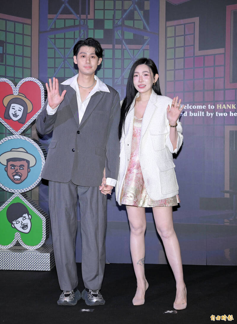 典LU婚禮》李玉璽首牽愛妻許允樂！見習婚禮「我們要生兩個」