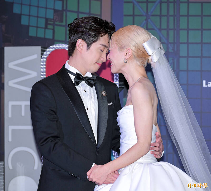 典LU婚禮》陳漢典、Lulu催淚誓詞全文曝 雙雙哭紅眼：現在不能沒有你