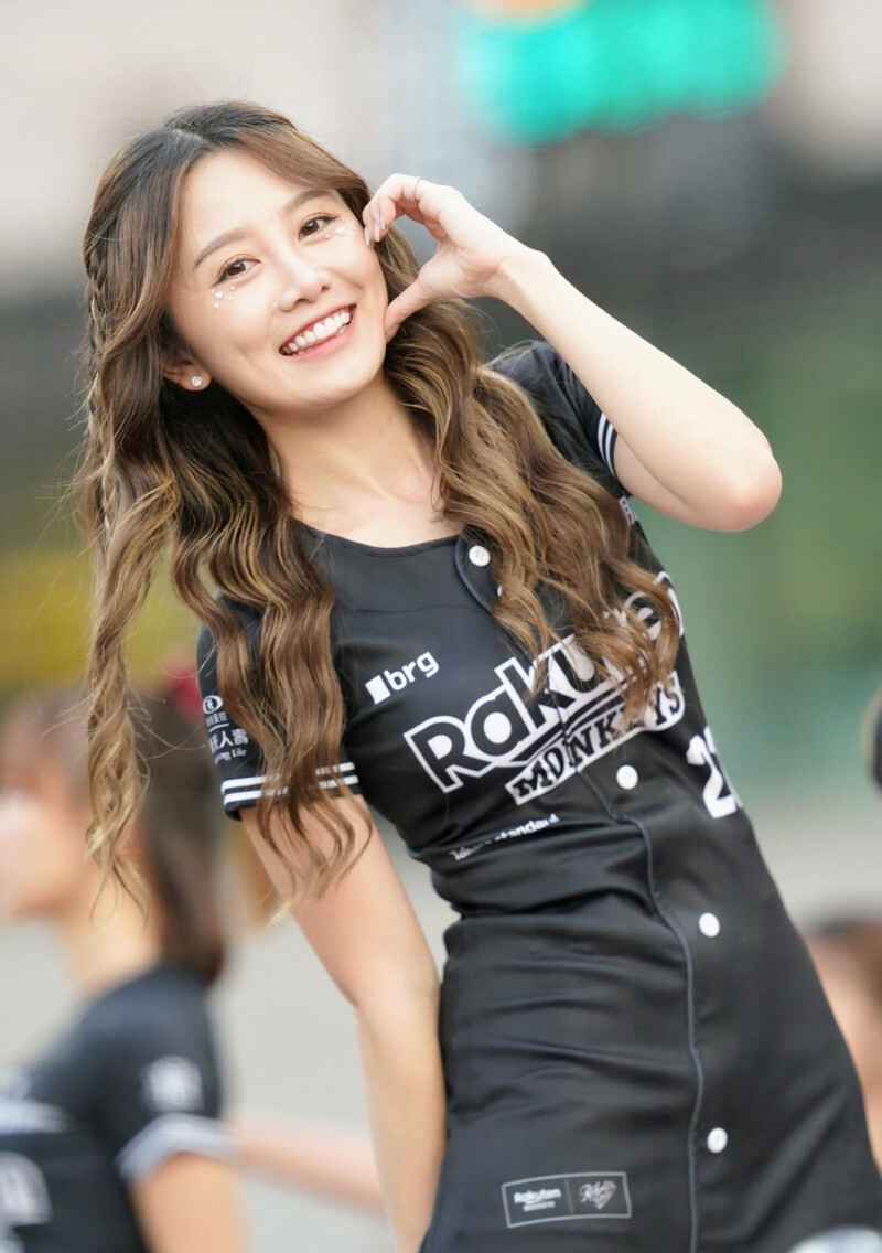 昔捲內鬼風波！啦啦隊女神若潼爆戀愛中 球團曝男方身分