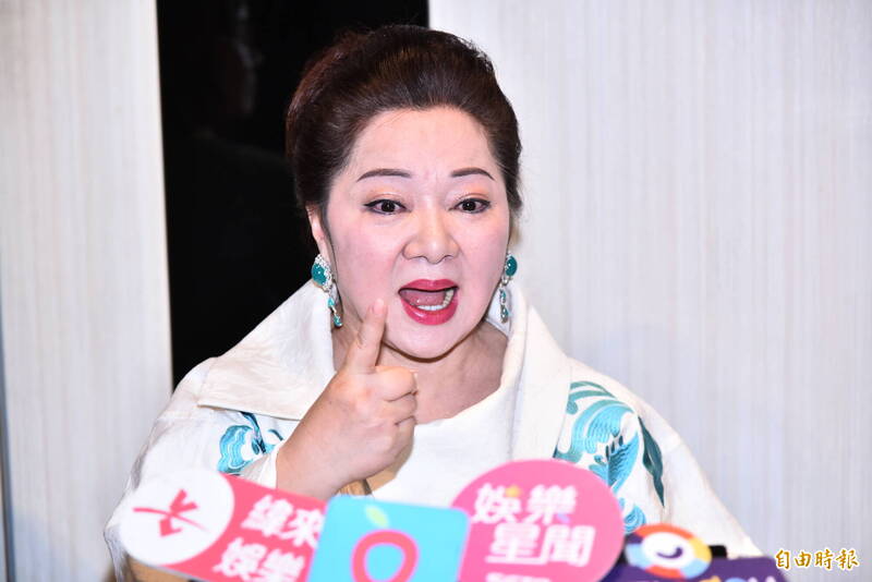 （影）大S病逝1年！白冰冰淚流曝「與S媽對話」 叮嚀具俊曄一事