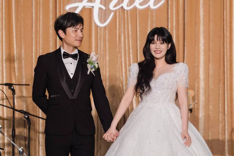 孫協志、夏宇童婚紗照被酸「不好看」 釣出他6字親回