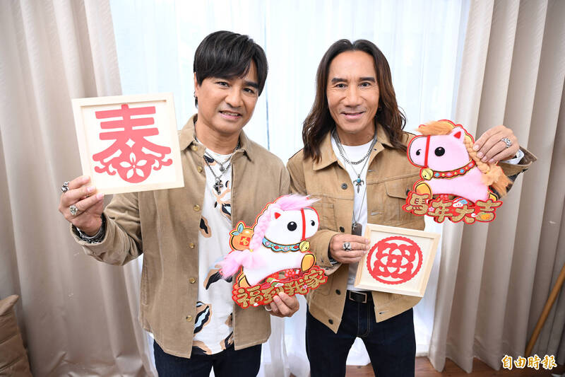 （專訪）動力火車窗花藝術初體驗添喜氣 圈粉蕭煌奇老婆邀看演唱會