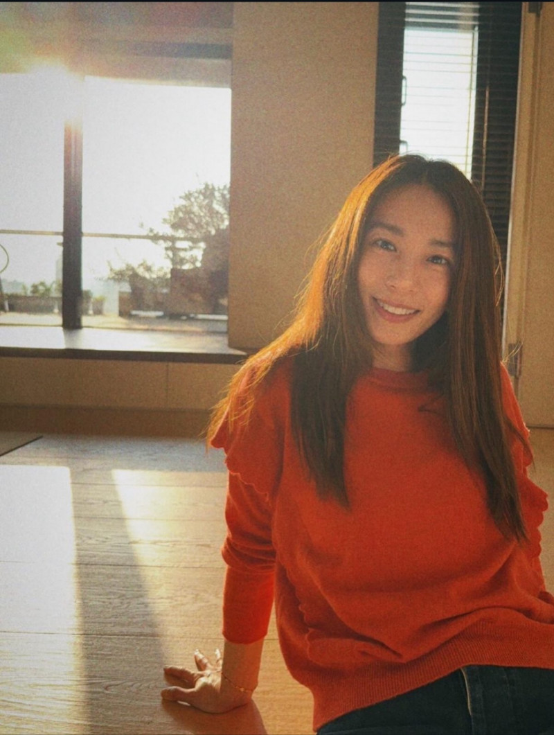 和周董陳年緋聞突然被「考古」發燒 田馥甄新動態打卡邊佑錫愛店