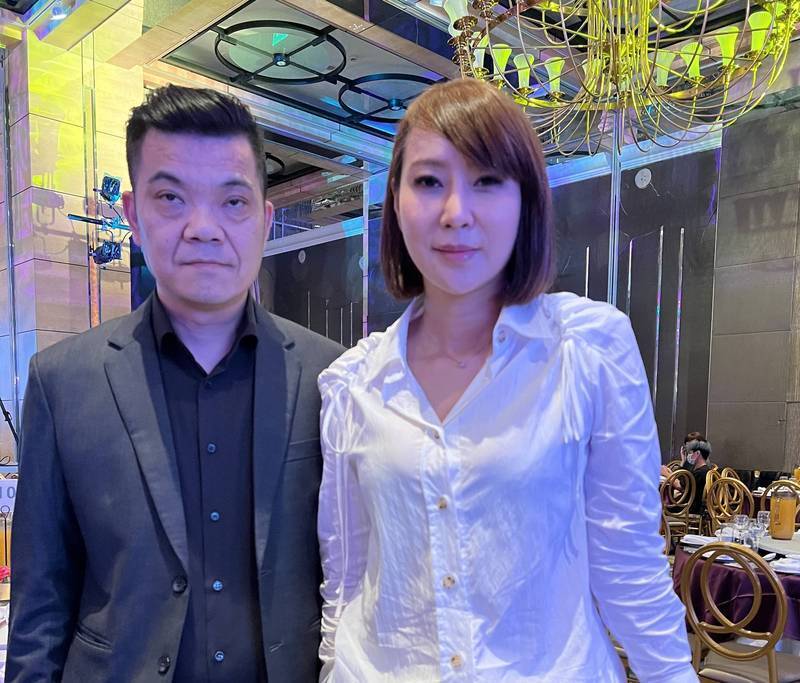 劉怡萱不是最美小三？  邱主任迷倒童仲彥被翻出