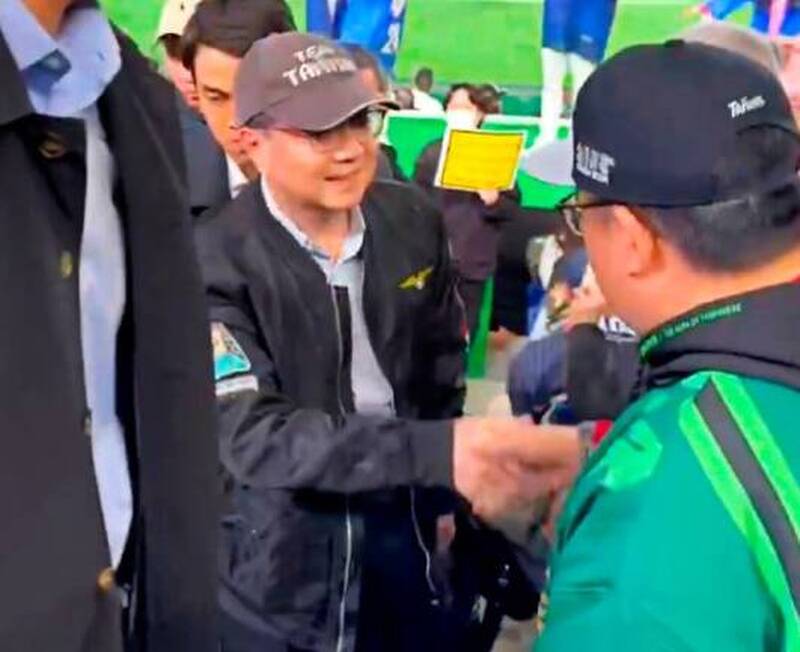 卓榮泰赴日為台灣隊加油惹議   陳沂補一槍