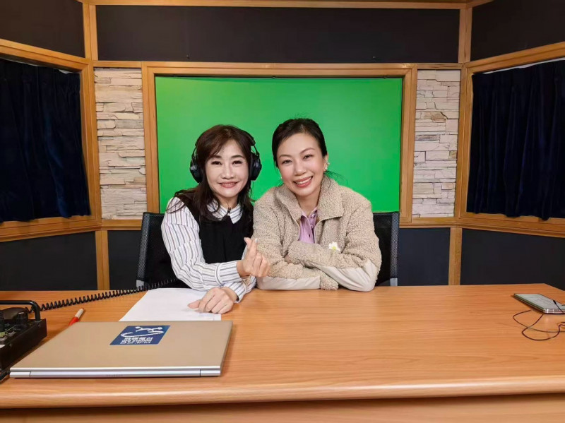 蕭敬騰老婆Summer不藏了 放閃王淺秋：幸福其實很簡單