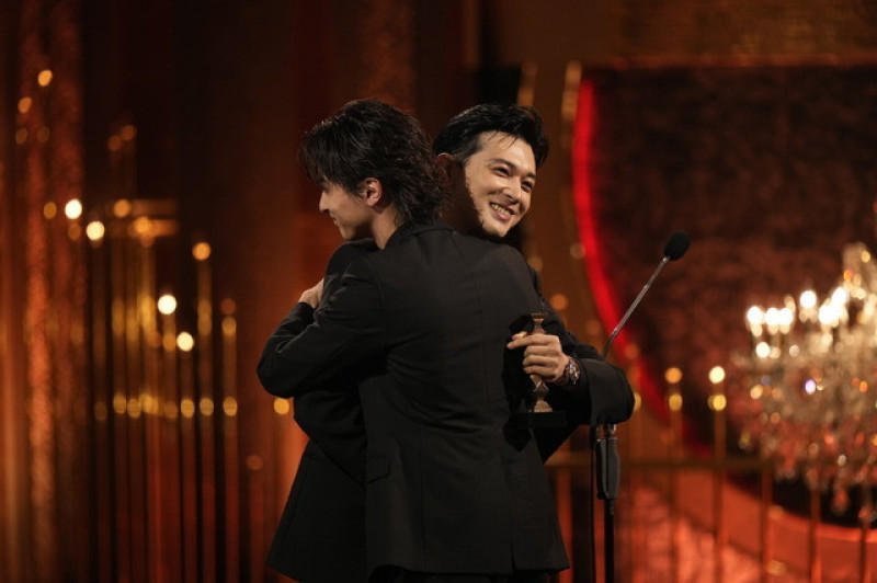 《國寶》稱霸日本奧斯卡奪10獎！吉澤亮稱帝擁抱橫濱流星：他是偉大存在