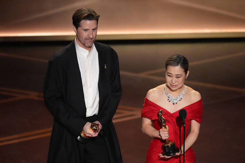 奧斯卡》Netflix最狂動畫誕生！《Kpop獵魔女團》擊敗《動物方城市2》奪獎