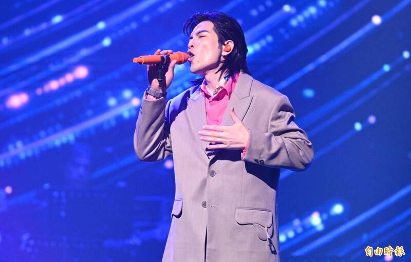 蕭敬騰4天睡10小時 開唱亂開黃腔「挪威森林」笑瘋全場