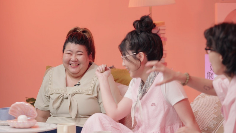 險被賣進妓院！暢銷作者驚爆暗黑童年 阿公曾嗆：生殖作用最重要