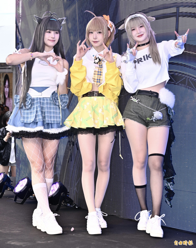 南韓籍啦啦隊女孩台灣首合體！三女神Cosplay現身粉絲搶看