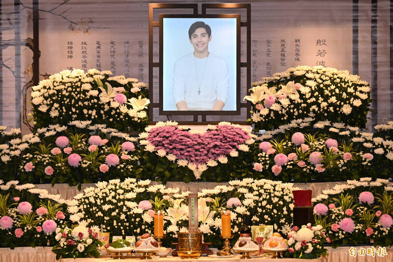 王凱驟逝今告別式！親姊「最後家祭文」曝光 淚崩：沒怪你只是捨不得