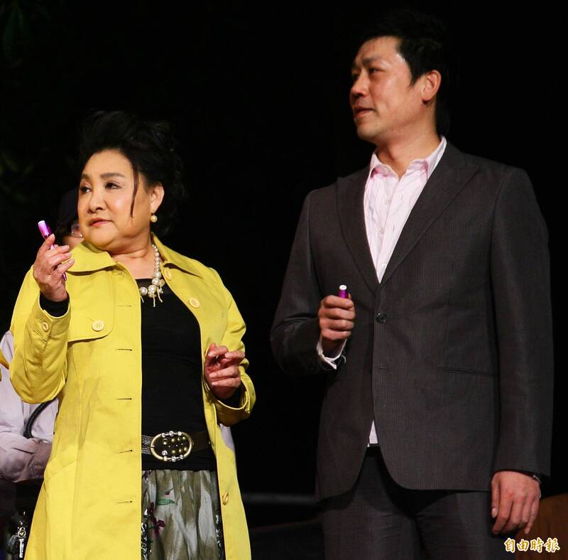 對唱《台北今夜冷清清》成絕響！羅時豐悲悼陳盈潔 許富凱：來生再見