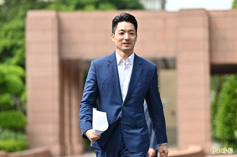 蔣萬安脫口「沒邀蔡康永上台」 中國網紅也傻眼：沒見過這麼得罪人