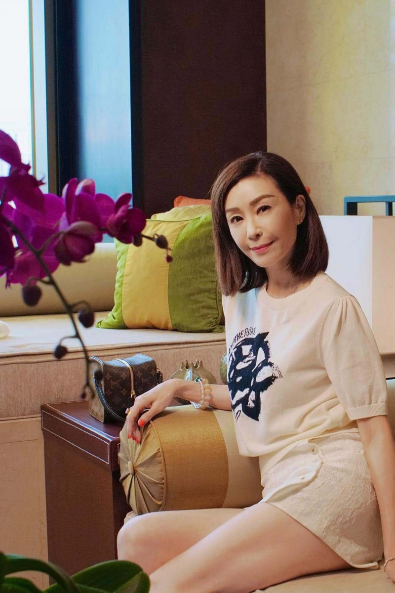 受邀大咖局險遭性侵！ 女星被強拖進KTV廁所 揭演藝圈黑歷史：全場冷眼旁觀無人救