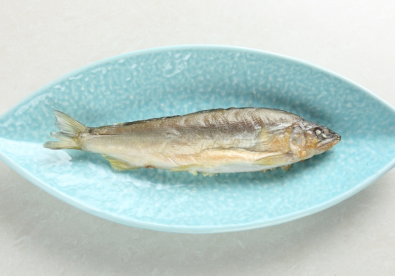 優雅吃魚不是問題！輕鬆去魚骨就用這步驟…