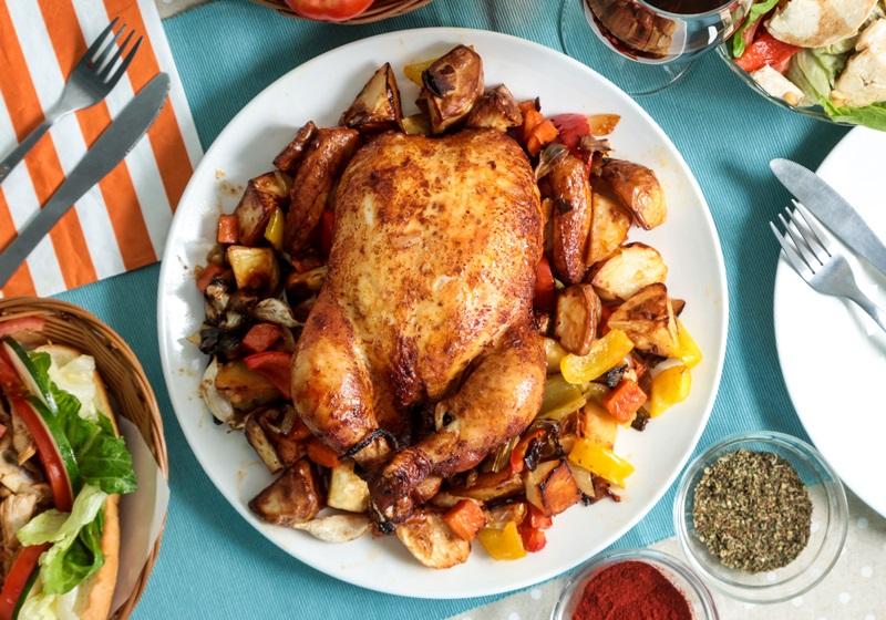 派對大餐必備！烤全雞好吃的秘訣之一是「冰開水」？