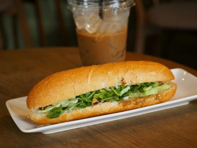 看來很「法式」，吃起來很「越南」—越式法國麵包