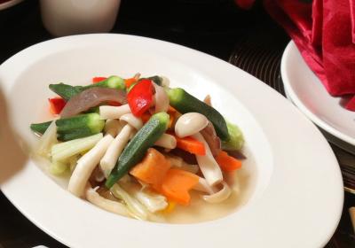 快煮鍋食譜 | 秋葵鮮時蔬