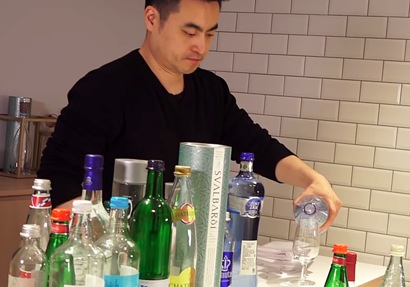 礦泉水和飲用水成份不同？用哪種更好？品水師告訴你