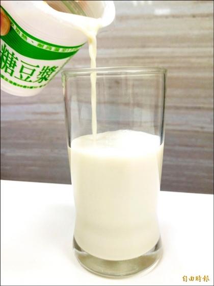豆漿引發痛風？ 紅肉、海鮮、啤酒才危險！