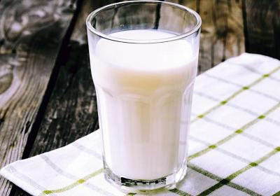 快傳給長輩看！台灣的鮮奶有藥物殘留是假新聞？