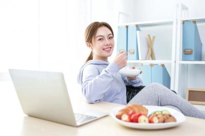 起床昏昏欲睡？營養師推薦「超商早餐 2+1 搭配法」讓你元氣滿滿