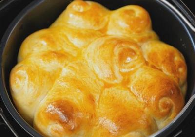 影音》氣炸鍋做「手撕麵包」只要簡單５步驟