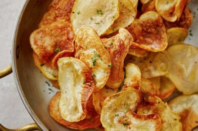 放下那盒洋芋片！「低卡馬鈴薯片」減肥嘴饞必備氣炸鍋料理