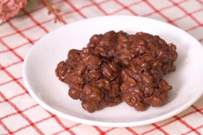 濃情花生巧克力餅乾DIY超簡單！攪拌一下輕鬆完成