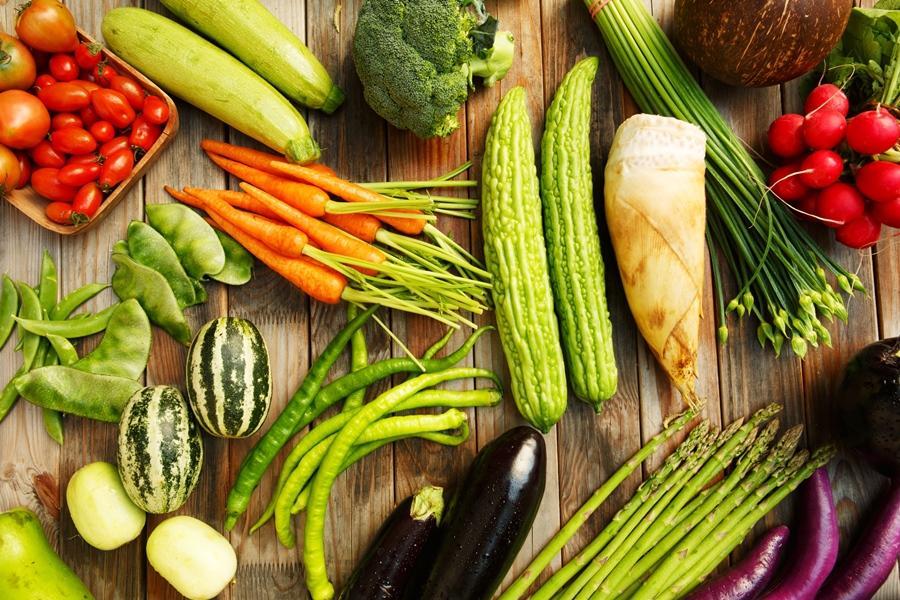 最簡單的減重、抗癌秘訣！達人曝「全食物入門準則」２蔬果上榜