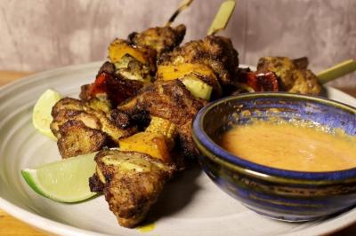 中秋來點不一樣的！西班牙烤肉串Pinchitos肉汁香料美味噴發