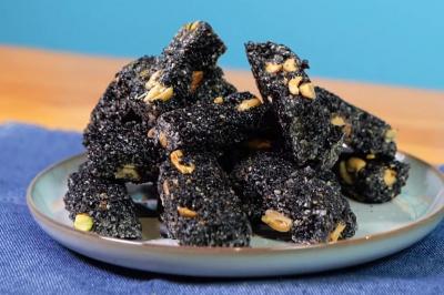 古早味零嘴「芝麻糖」做法神簡單！甜而不膩好涮嘴