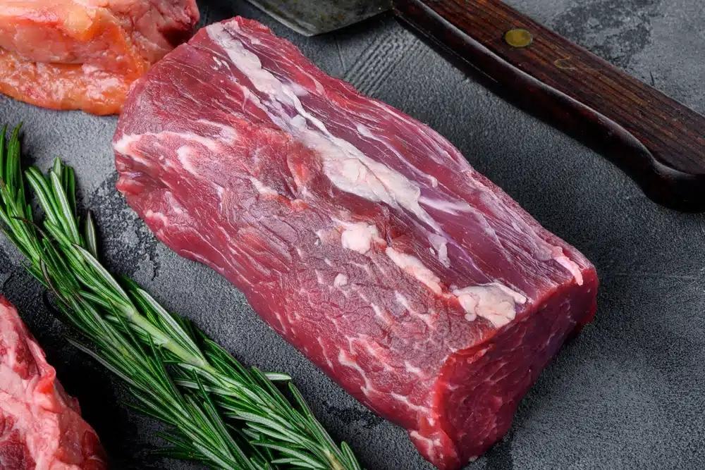 牛肉為什麼可以不用全熟？牛排各部位熱量、適合熟度一次看懂