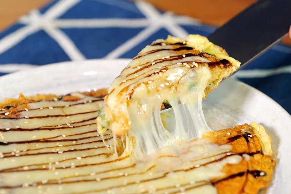 韓式美味「起司泡菜煎餅」！外酥脆超牽絲用平底鍋輕鬆做