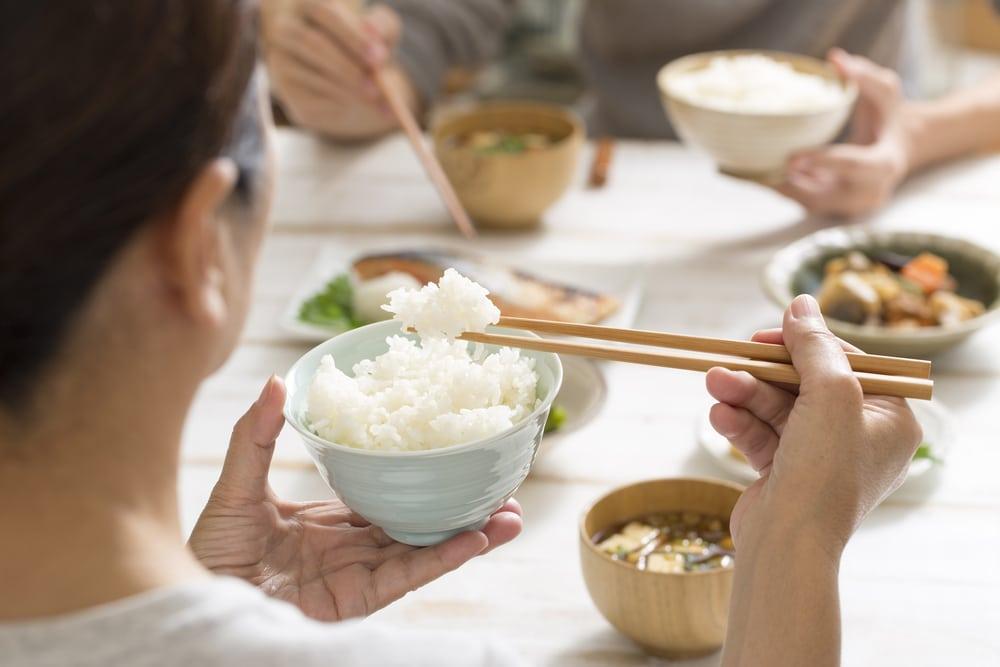 隔夜飯助減肥、控血糖？冷飯復熱之後還有效？抗性澱粉３迷思破解