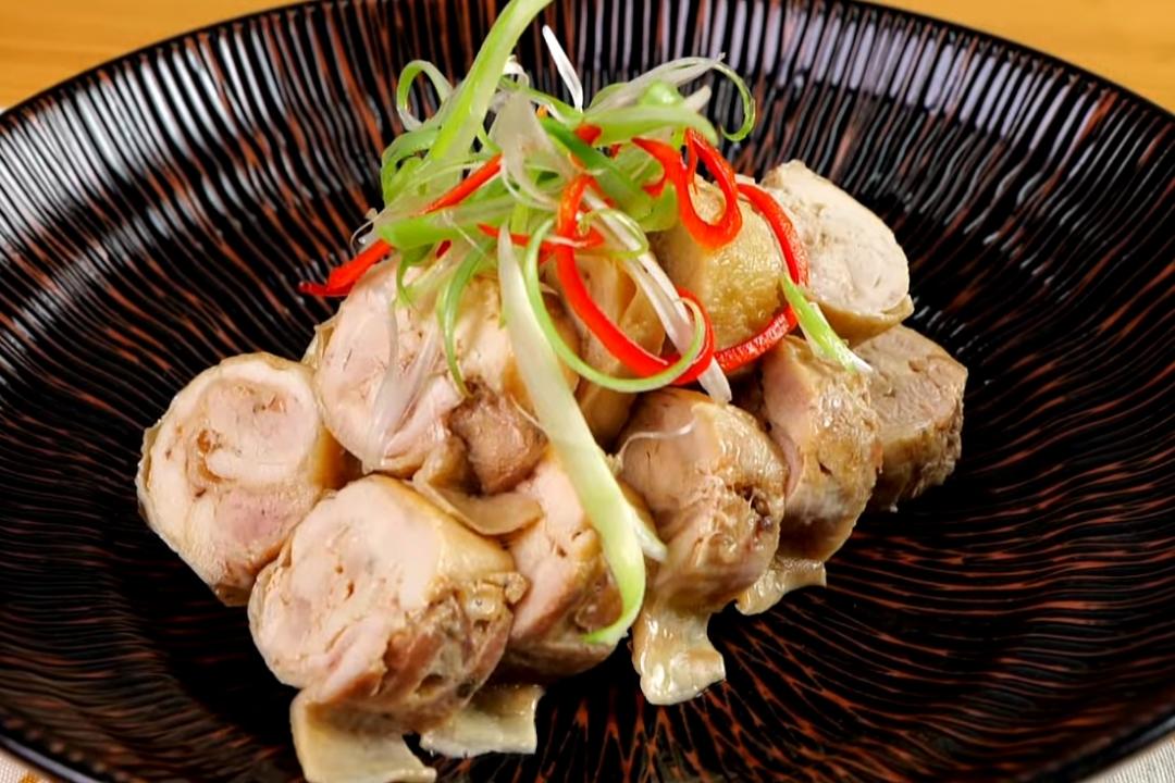 「無酒醉雞」冷盤上桌清爽開胃！一秘訣讓雞肉鮮嫩入味又多汁