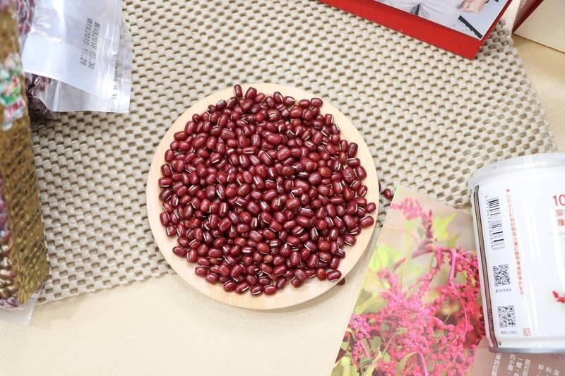 秋分滋補養血「紅三寶甜湯」！紅豆紅棗搭「穀物紅寶石」電鍋輕鬆煮