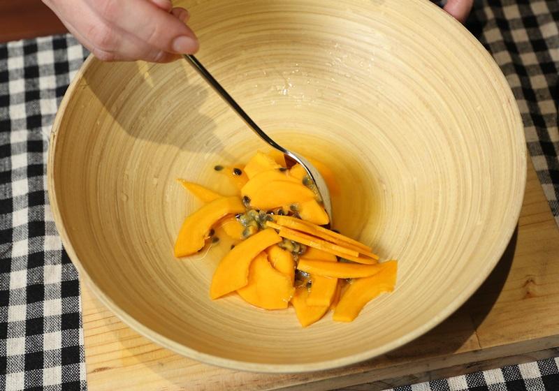 「百香果拌醬」酸甜開胃！搭南瓜、小黃瓜３道涼拌菜輕鬆上桌